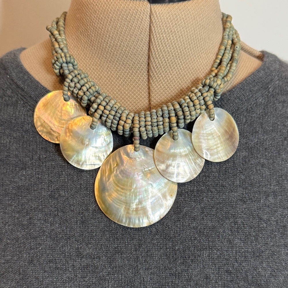 Shell Beaded Statement Necklace - image 5